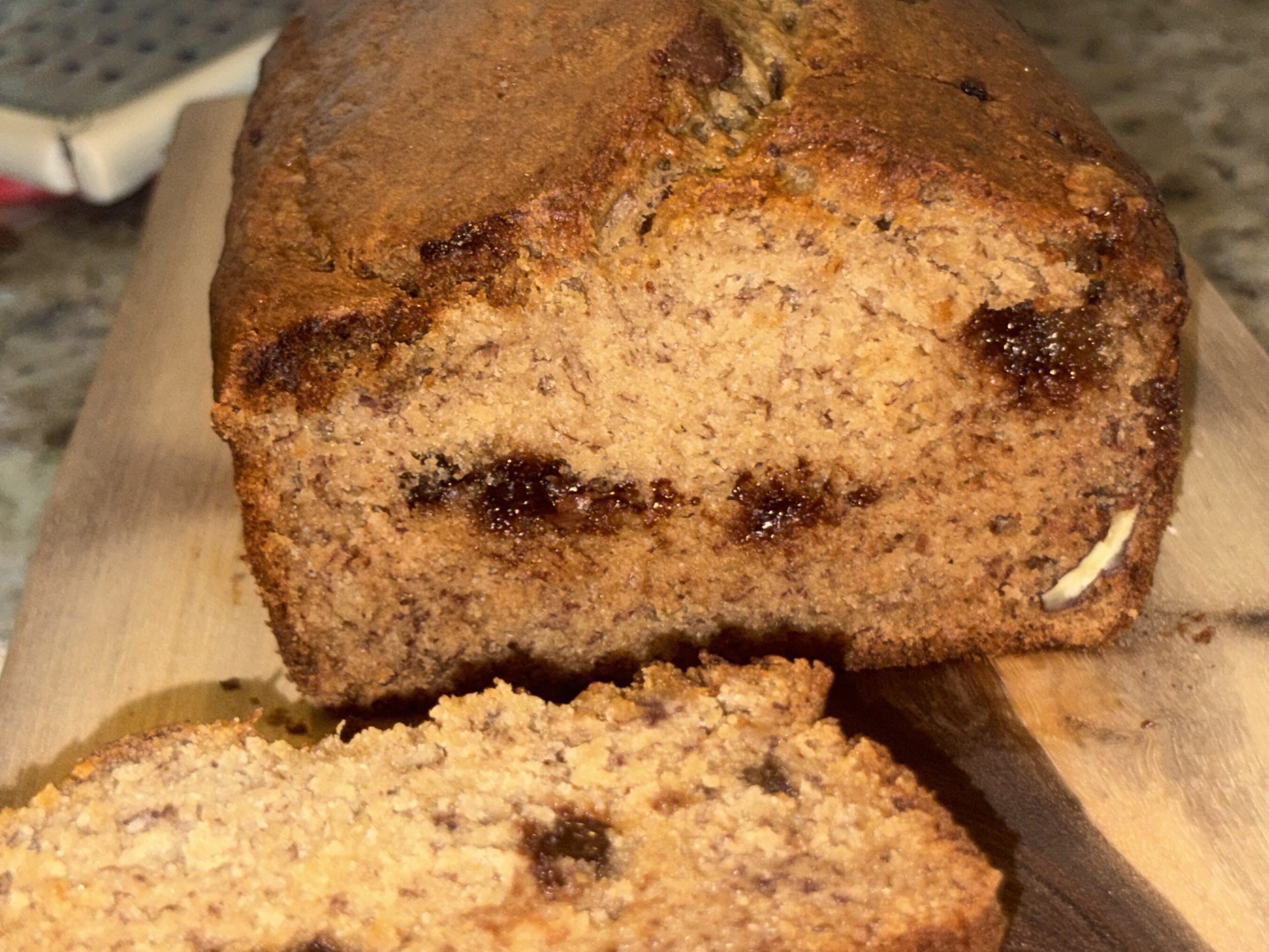 Migmom Banana Bread, sliced