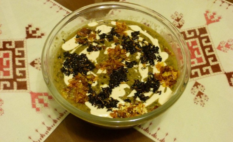 Auntie’s Ash Reshteh (Noodle & Herb Soup)