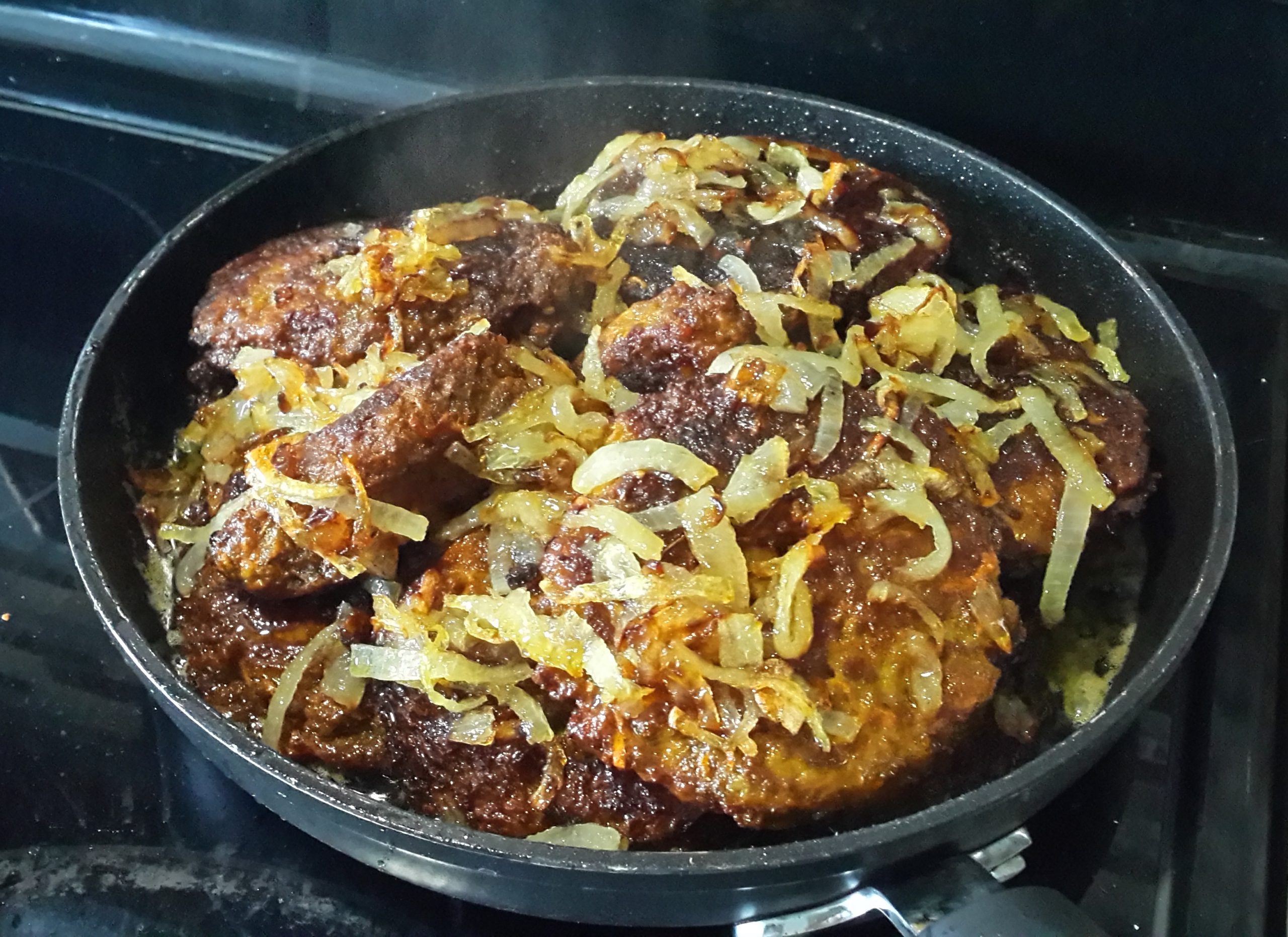 Maman Khanom’s Shami (Pan-Fried Meat Patties)